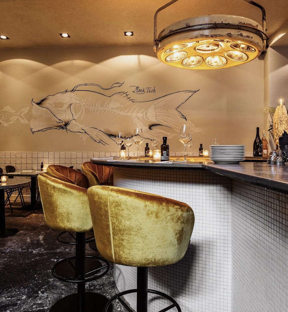 Fish Bar Monk: Seafood Haven Where Simplicity Meets Elegance